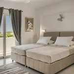 Ai Helis Summer House *