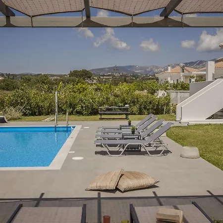 Ai Helis Summer House * سفوروناتا