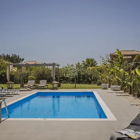 Villa Ai Helis Summer House *