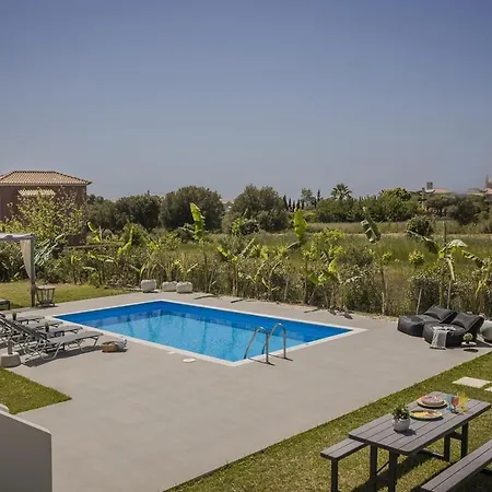 Ai Helis Summer House Villa *